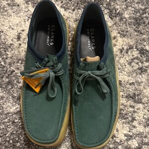 Clarks Wallabee Men's Green and Tan Loafers